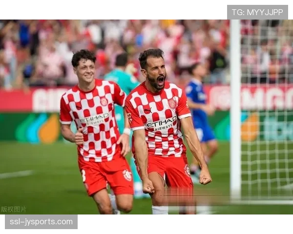 特写：赫罗纳老将斯图亚尼，十年坚守与一座城市的足球梦想